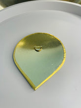 Charger l'image dans la galerie, Mini-miroir "Goutte"