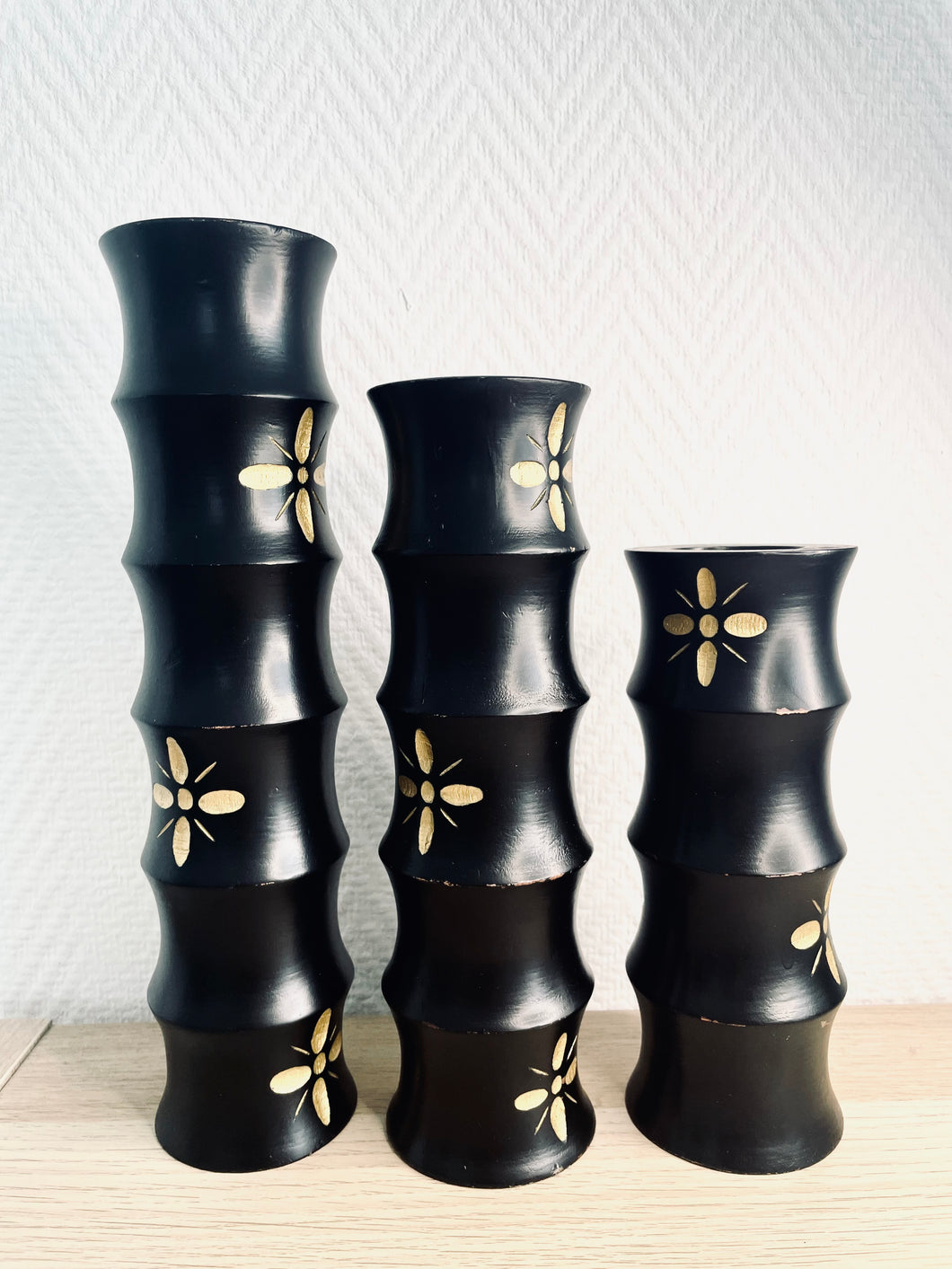 Bougeoirs en bois
