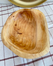 Charger l&#39;image dans la galerie, Coupe en bois d&#39;olivier n°4
