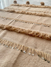 Charger l&#39;image dans la galerie, Tapis souple à sequins
