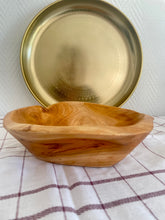Charger l&#39;image dans la galerie, Coupe en bois d&#39;olivier n°1
