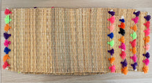 Charger l&#39;image dans la galerie, Set de table à pompons
