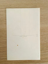 Charger l&#39;image dans la galerie, Carte postale ancienne Germaine Bouret n°2
