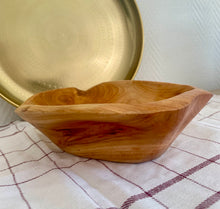Charger l&#39;image dans la galerie, Coupe en bois d&#39;olivier n°1
