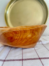 Charger l&#39;image dans la galerie, Coupe en bois d&#39;olivier n°2
