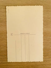 Charger l&#39;image dans la galerie, Carte postale ancienne Germaine Bouret n°4
