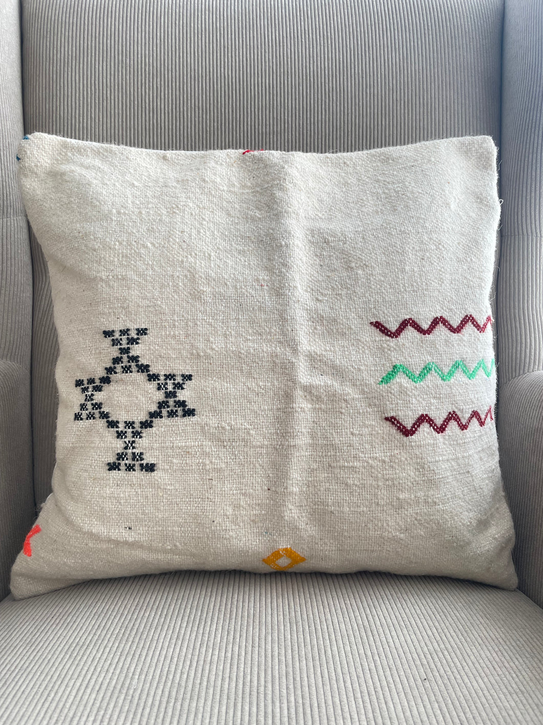 Housse de coussin à motifs berbères