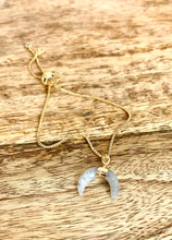 Charger l&#39;image dans la galerie, Bracelet Lune « Labradorite »
