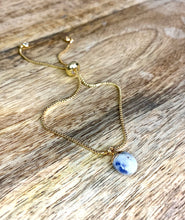 Charger l&#39;image dans la galerie, Bracelet &quot;Sodalite&quot;
